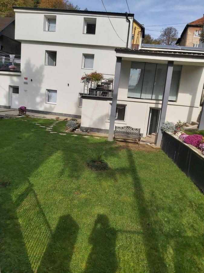 Rooms Panda Maribor Exteriör bild